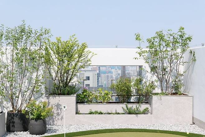 래미안 원베일리 펜트하우스 조경 설계, 시공 사례. /루트릭스