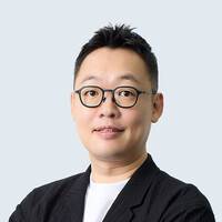 조해현 주임교수는 “숭실대 정보보호학과가 화이트해커의 요람으로 주목받으며, ‘글로벌 보안 명문’으로 자리잡아가고 있는 이유는 보안 자격증, 공모전, 경진대회 등 체계적인 학생 성장 지원 프로그램을 운영하면서, 이론과 함께 실제 상황에서 적용 가능한 다양한 방어 전략을 배우고 연습한 결과”라고 말했다.