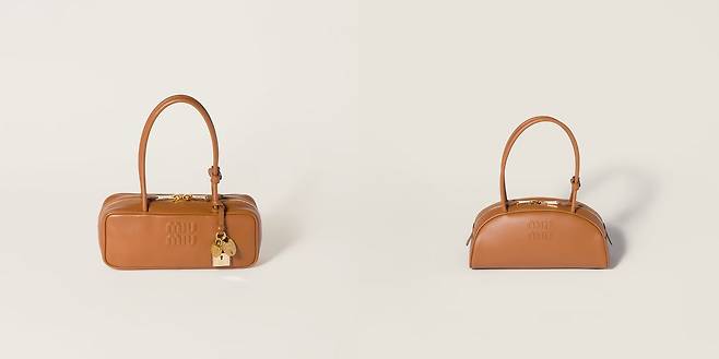 미우미우는 2025년 보 백을 이스트 웨스트 형태로 탈바꿈한 신제품을 내놓았다.(왼쪽) 올해는 가방 양 끝을 둥글게 다듬었다. 사진 미우미우