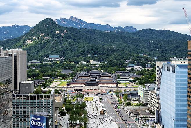 A view from Koreana Hotel rooftop [SCREEN CAPTURE]