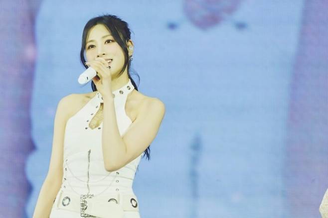 에이핑크 오하영. 위드어스 엔터테인먼트 제공