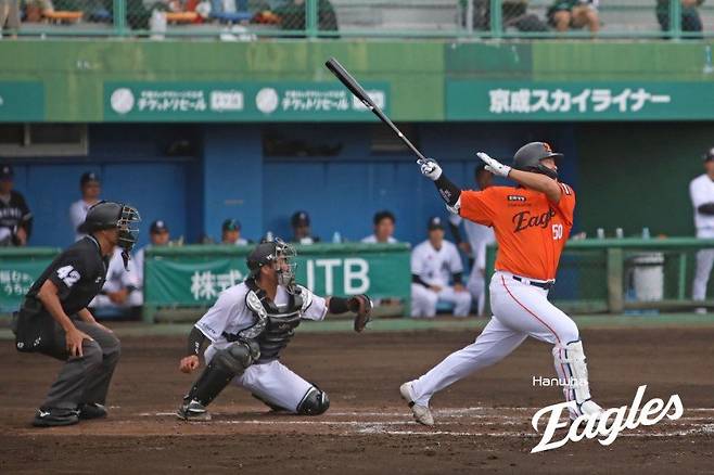 한화가 22일 일본 오키나와 니시자키 구장서 열린 일본 프로야구(NPB) 지바 롯데와 오키나와 두 번째 연습경기서 0-18로 크게 졌다. 한화 투수진은 7이닝 게임서 22안타를 허용하는 등 크게 무너졌다. 사진제공｜한화 이글스