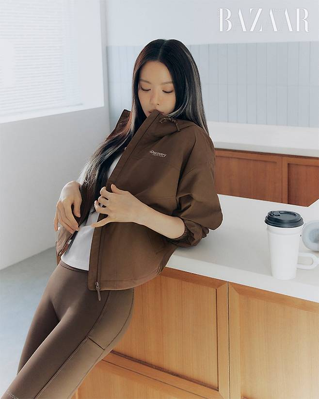 손나은 / 사진=하퍼스바자