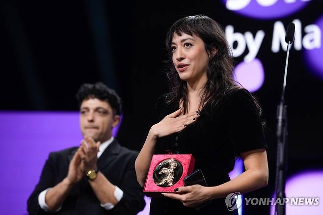 마리로즈 오스타 감독 [AP 연합뉴스 자료사진. 재판매 및 DB 금지]