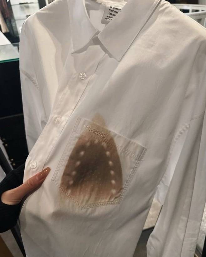 [뉴시스] 최근 패션 업계에서 '스타일'의 경계가 빠르게 무너지고 있다는 지적이 나오는 가운데, 다림질 자국을 그대로 재현한 듯한 고가 셔츠가 등장해 논란이 확산되고 있다. (사진='Harish M' X 캡처) *재판매 및 DB금지 *재판매 및 DB 금지