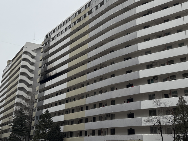 24일 오전 화재가 발생한 서울 강남구 은마아파트 현장. 박지우 견습기자