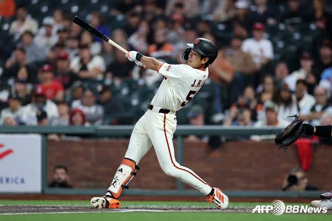 '대표팀 센터라인 든든하네' SF 이정후-LAD 김혜성, MLB 시범경기서 나란히 안타 날렸다