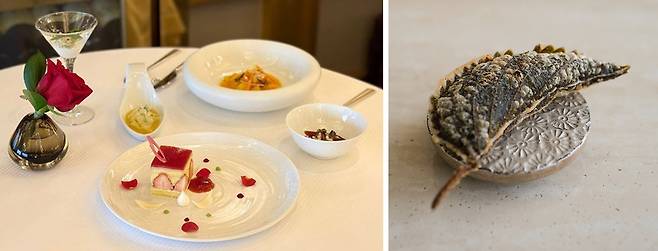 롯데호텔 피에르 가니에르 서울 밸런타인데이 스페셜 메뉴(왼쪽 사진)나 조선팰리스 이타닉가든의 메뉴(오른쪽 사진)처럼 음식 사진을 소셜네트워크서비스(SNS)에 올리고 싶은 곳이나 AI가 찾아내기 쉬운 객관적 정보를 제공하는 곳이 인공지능(AI)을 활용한 맛집 추천 시 유리해지고 있다. 각 사 제공