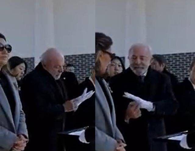 루이스 이나시우 룰라 다시우바 브라질 대통령이 방한 이튿날인 23일, 서울 동작구 국립서울현충원을 찾아 참배에 앞서 흰색 장갑을 착용하고 있다(왼쪽 사진). 룰라 대통령은 10대 때 왼손 새끼손가락을 잃은 자신을 위해 손가락 부분이 4개만 있는 '맞춤형 장갑'을 낀 뒤 미소를 지으며 이를 부인에게 보여 줬다(오른쪽). 룰라 대통령 유튜브 채널 영상 캡처