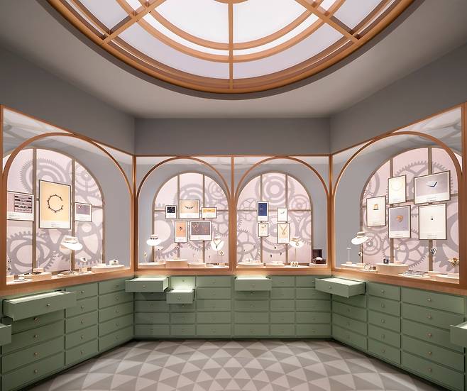 캐비닛을 연상시키는 쇼케이스에 아카이브 작품 및 과거 스케치를 전시한 패트리모니 룸. 이 공간을 통해 반클리프 아펠은 설립 초기부터 주얼리 제작 이상으로 시계 제작에 공력을 쏟았음을 보여준다. 사진 반클리프 아펠