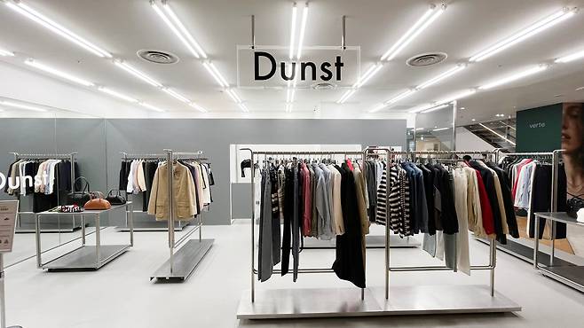 이달 6~19일 도쿄 시부야 파르코 백화점에서 열린 던스트(Dunst) 팝업스토어 전경. /LF 제공