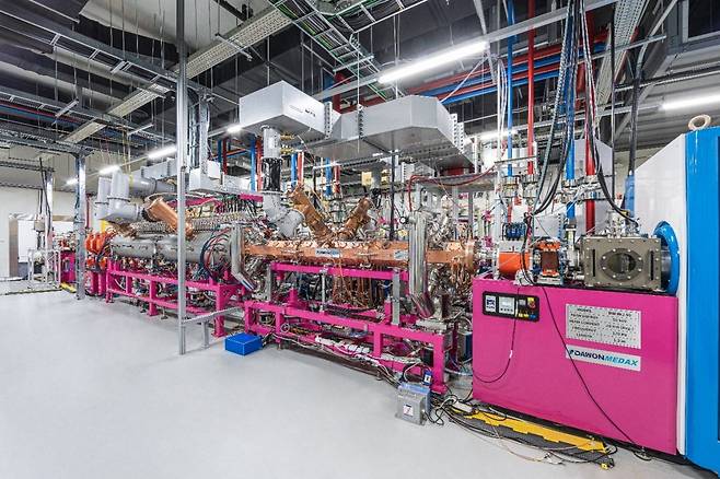 다원메닥스 BNCT센터 중성자치료기. 다원메닥스 제공