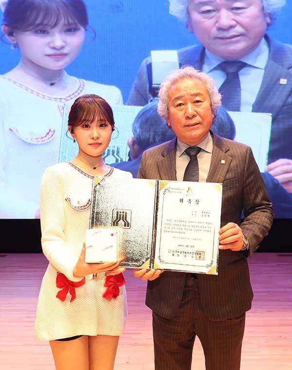 사진제공=현컴퍼니