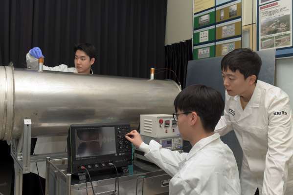 표준연 연구원들이 개발한 초음파 센서 기술