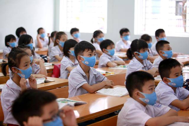 베트남 초등학생들의 모습. 하노이=EPA 연합뉴스