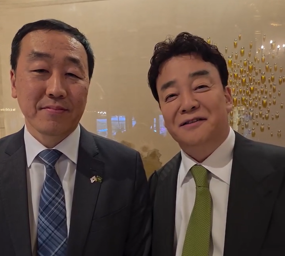 백종원(오른쪽) 더본코리아 대표와 김범진 브라질 한인회장. [김범진 브라질 한인회장 SNS]