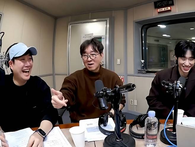 ‘왕과사는남자’ 천만공약을 밝힌 장항준 감독. SBS ‘배성재의 텐’ 캡처