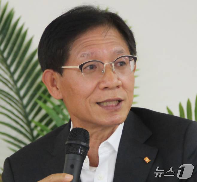 광주광역시가 민간위탁 사업비 결산서 검사권을 세무사에게까지 확대하는 조례를 지난 27일 공포한 가운데 김성후 광주지방세무사회 회장(사진)은 "민간위탁 기관의 선택권을 확대하고 세금 낭비를 예방하는 계기가 될 것"이라고 의미를 부여했다.(한국세무사회 제공. 재판매 및 DB금지)/뉴스1