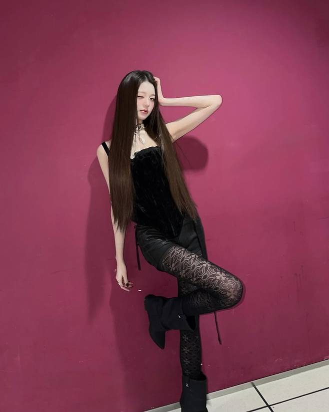 사진ㅣ장원영 SNS