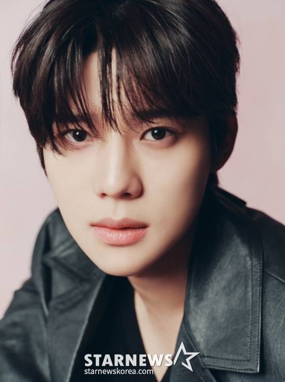 190cm의 꽃미남..문상민이 꺼내보여준 '고독한 늑대' [★FULL인터뷰]