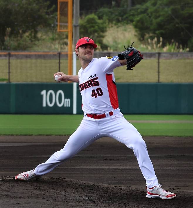 ▲ 네일은 오프시즌 부단한 노력을 통해 체인지업과 커브를 가다듬으며 경기력 업그레이드의 가능성을 내비쳤다 ⓒKIA타이거즈