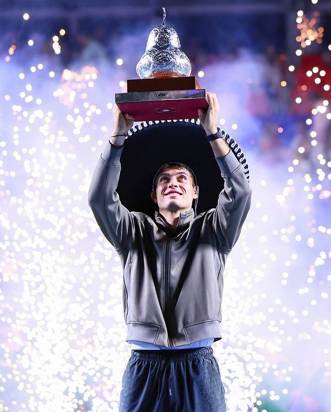 Чемпионом в одиночном разряде становится итальянец Фабио Коболи. Фото ATP-тура