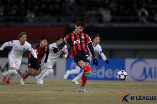 FC서울, 히로시마와 2-2 무승부. 사진[연합뉴스]