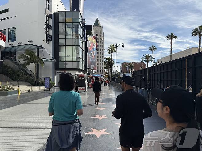오전 다소 한적한 할리우드를 달리는 러닝 체험ⓒ 뉴스1 윤슬빈 관광전문기자