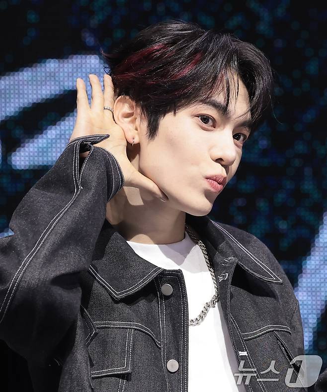 TUNEXX(튜넥스) 동규가 3일 서울 광진구 예스24라이브홀에서 가진 첫 번째 미니앨범 ‘SET BY US ONLY(셋 바이 어스 온리)’ 쇼케이스에서 포즈를 취하고 있다. 2026.3.3 ⓒ 뉴스1 권현진 기자