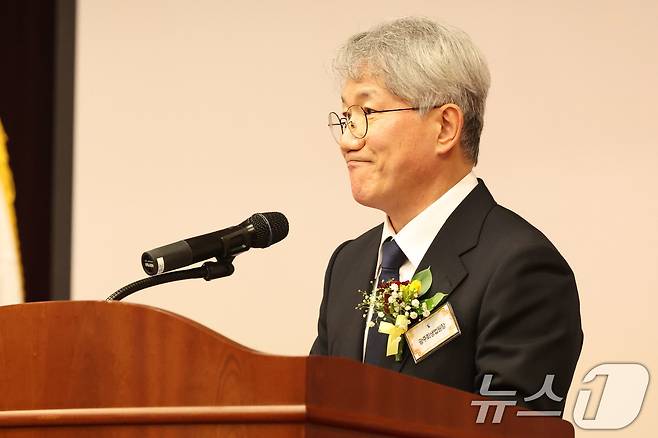 김성주 초대 광주회생법원장이 3일 오후 광주 동구 고등법원에서 열린 개원식에서 인사하고 있다. 2026.3.3 ⓒ 뉴스1 이승현 기자