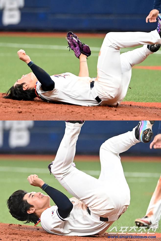 2일 일본 오사카 교세라돔에서 열린 WBC(월드베이스볼클래식) 한국 대표팀과 한신 타이거즈의 경기, 3회말 한국 3루수 김도영이 한신 디베이의 내야 플라이를 잡으려다 넘어지고 있다. 오사카(일본)=허상욱 기자
