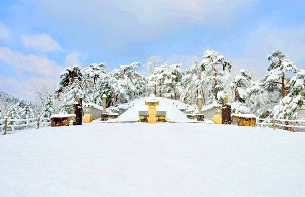 조선왕릉 42기 중 가장 멀리 가장 단출하지만 가장 아끼는 능, 영월 장릉(莊陵). /영월군 문화관광과 제공