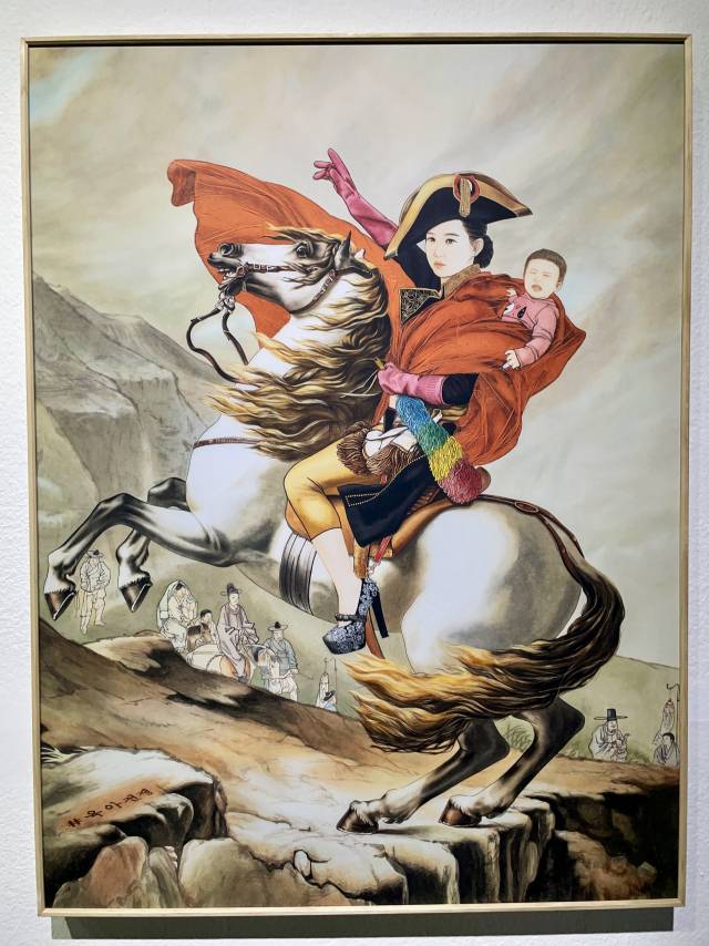 김현정, 결혼: 육아전쟁, 2019, 한지 위에 수묵과 담채, 콜라주.