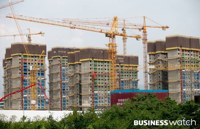 파주운정신도시 아파트 공사 현장(기사와 관련 없음)./사진=이명근 기자 qwe123@