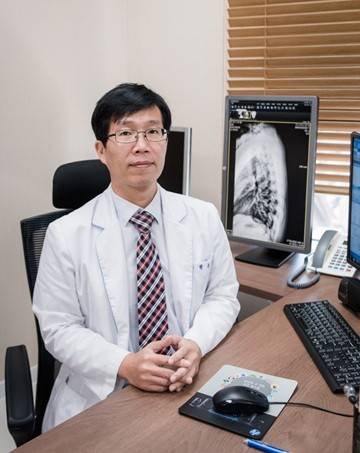 박종원 원장 | 출처: 아나파신경과의원