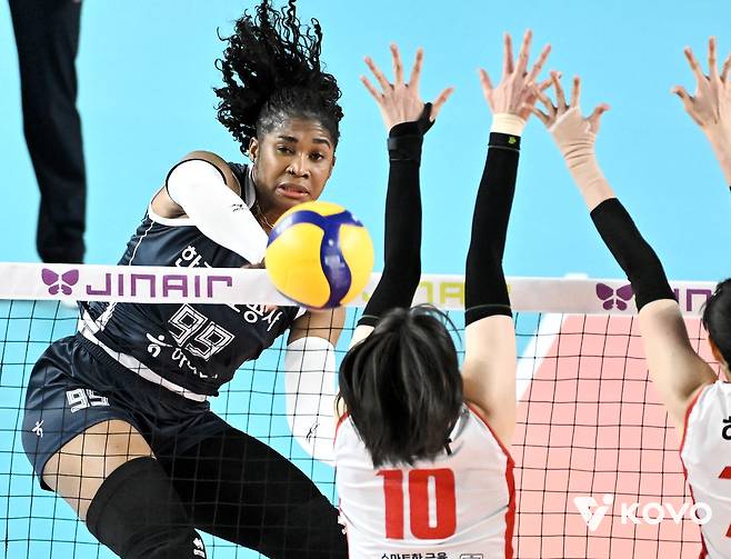 모마 바소코(KOVO제공)