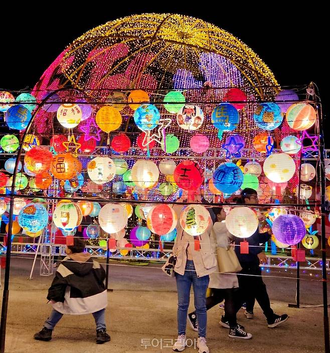 타이완등불축제／사진－투어코리아