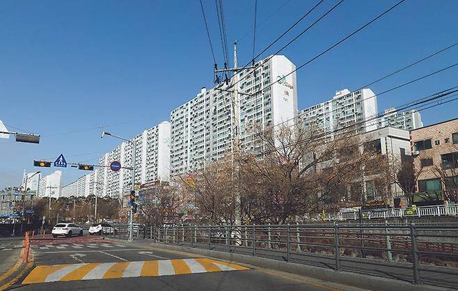 대형 평형 위주의 가성비 높은 구축 LG빌리지.