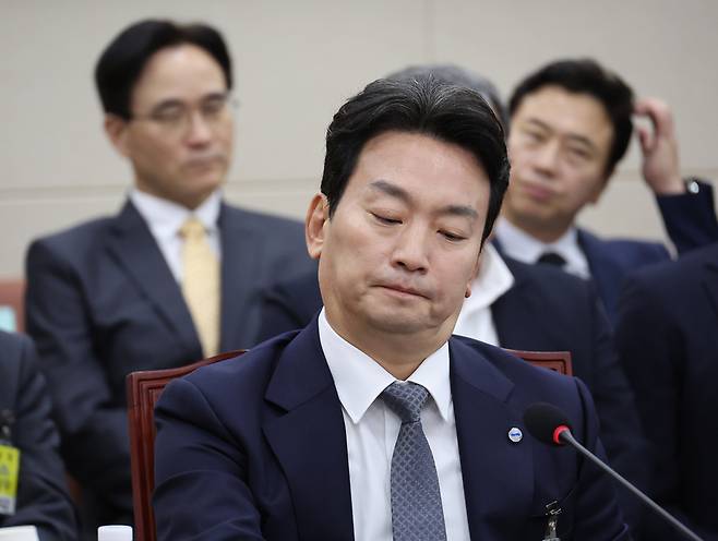 지난해 8월26일 국회에서 열린 과학기술정보방송통신위원회 전체회의에 출석한 박장범 KBS 사장 모습. 박 사장은 당시 전체회의에서 “비상계엄을 사전에 알거나 관련돼 있지 않은 것으로 판단한다”고 말했다. /연합뉴스