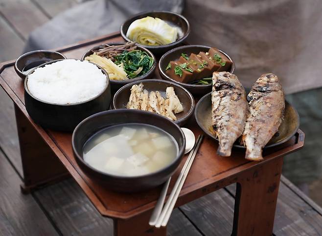 <왕사남> 속 소박한 밥상. ⓒ이혜원