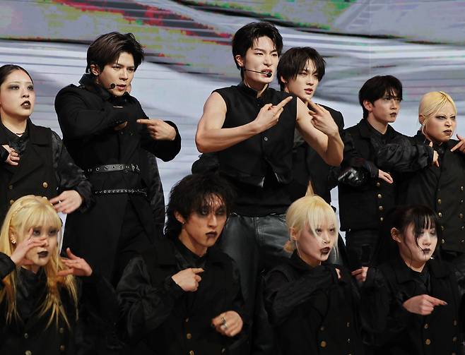 2024년 데뷔한 빅오션은 청각 장애인으로 구성된 아이돌 그룹이다.  [연합]