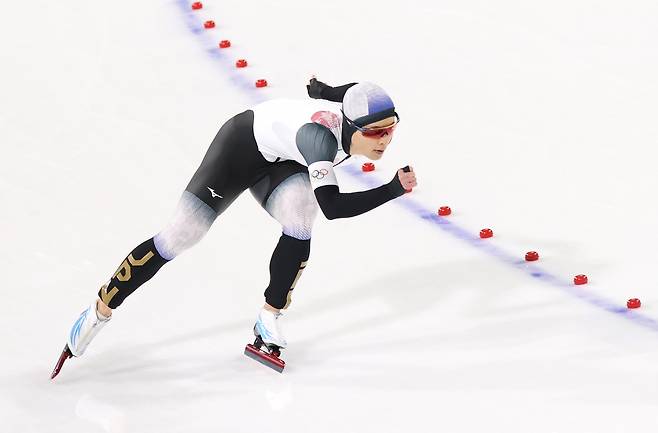 다카기 미호가 10일 밀라노·코르티나담페초 동계올림픽 스피드스케이팅 여자 1000ｍ에서 역주하고 있다. 연합뉴스
