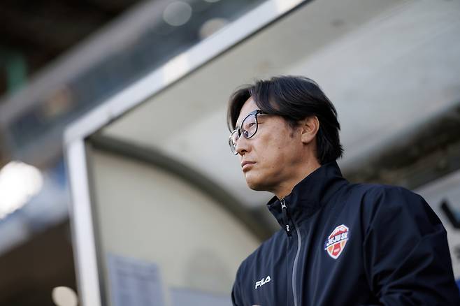 K리그1 제주 SK의 감독 대행 시절 김정수. 프로축구연맹 제공