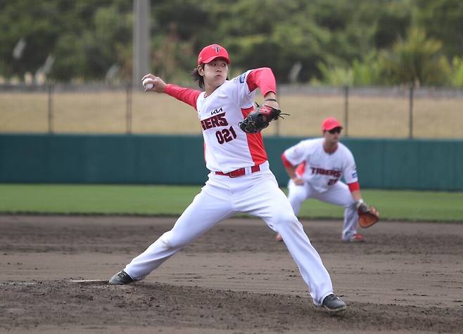 ▲ 은퇴를 선언하고 KIA를 떠났지만, 정작 해외에서 야구 선수로서의 삶을 이어 가고 있는 홍원빈 ⓒKIA타이거즈