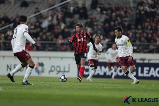 클리말라(가운데). /사진=한국프로축구연맹 제공