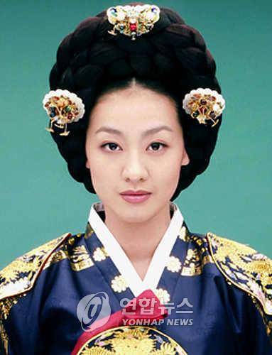 권력 유지 위해 외국 군대 끌어들인 명성황후 드라마 <명성황후>의 주연 이미연 (서울=연합뉴스)