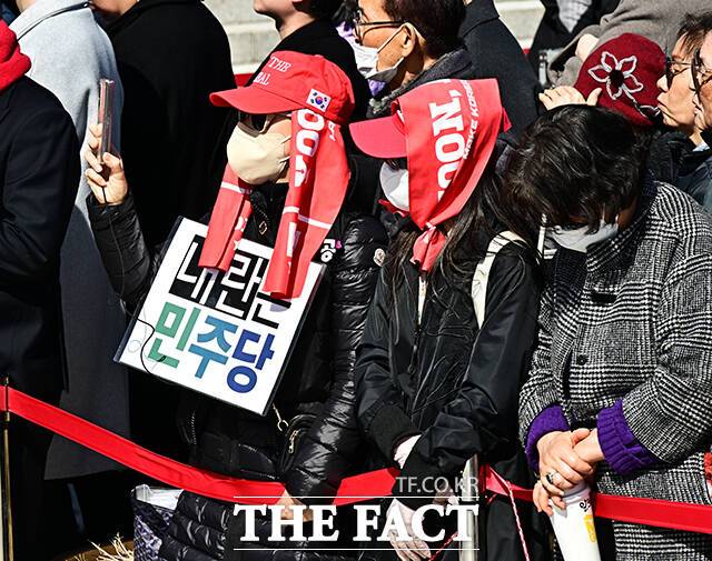 지난 3일 진행된 청와대 도보 행진은 '빈집 항의' 논란부터 '윤어게인' 부각 논란까지 적잖은 후폭풍을 남겼다. /배정한 기자