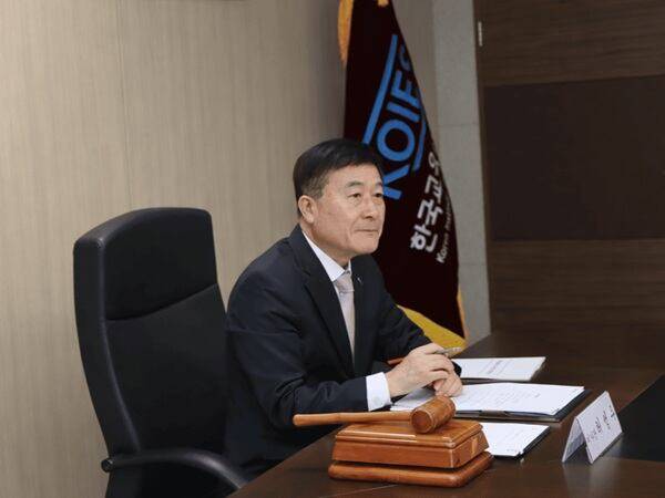 한국교육시설안전원 허성우 이사장. 2026년 미래 교육시설 조성과 현장 중심 안전 강화를 중점 과제로 제시했다.(사진=한국교육시설안전원 제공)