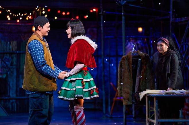 뮤지컬 <렌트>(2025) 공연 장면 (I'll Cover You_콜린(장지후), 엔젤(황순종)) / 사진. ©신시컴퍼니