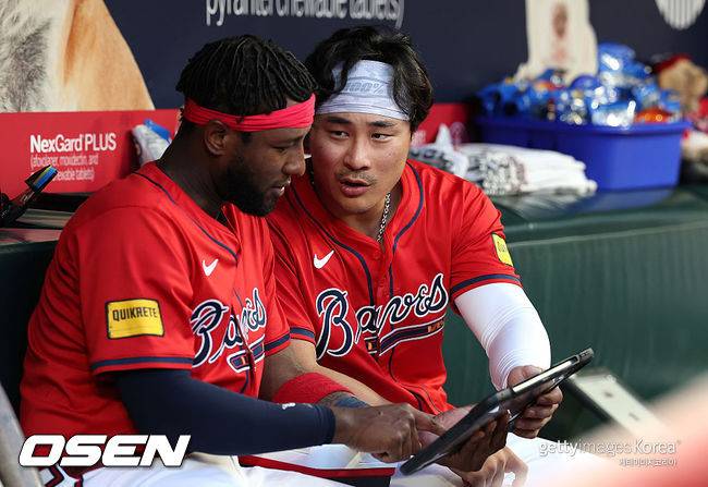 [사진] 애틀랜타 브레이브스 주릭슨 프로파와 김하성. ⓒGettyimages(무단전재 및 재배포 금지)